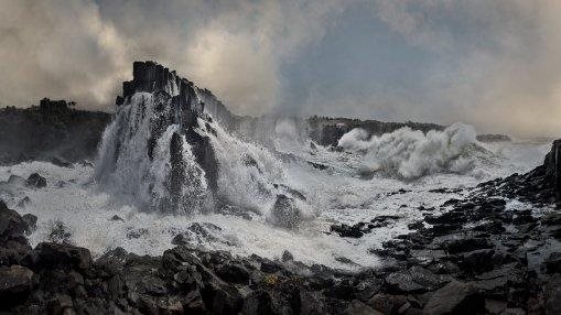 Bombo Storm Swell