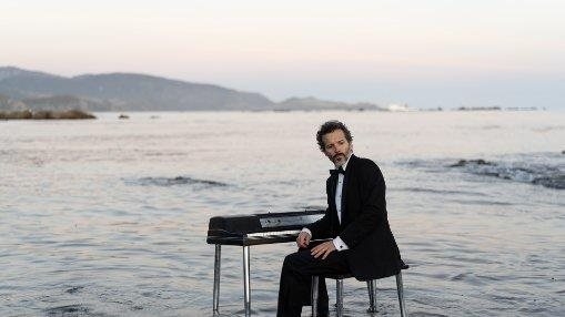 Bret McKenzie for the album 'Songs without Jokes'