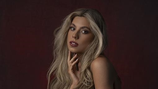 Beauty Portraits in Studio
